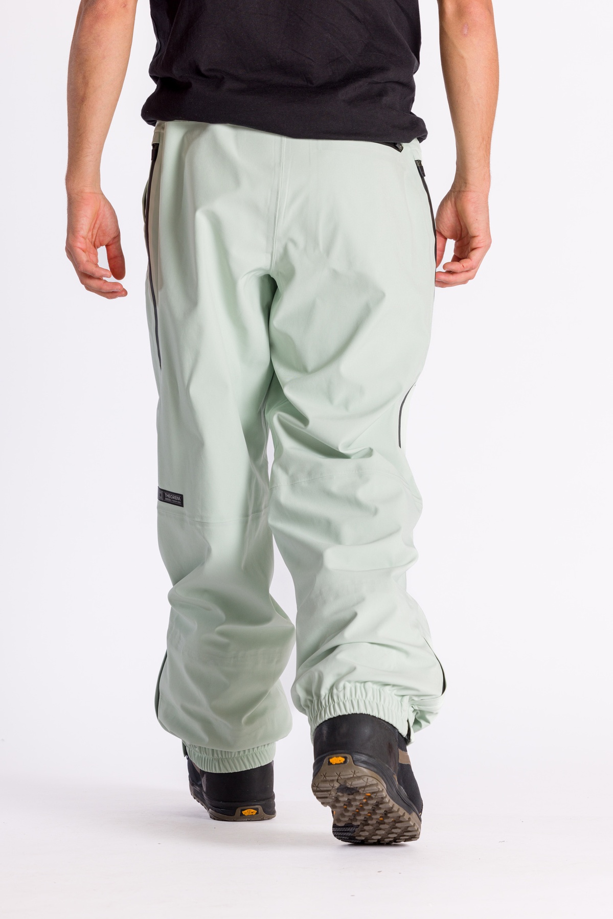 L1 AXIAL PANT ALMOST APRICOT 2024 - ONE Boardshop